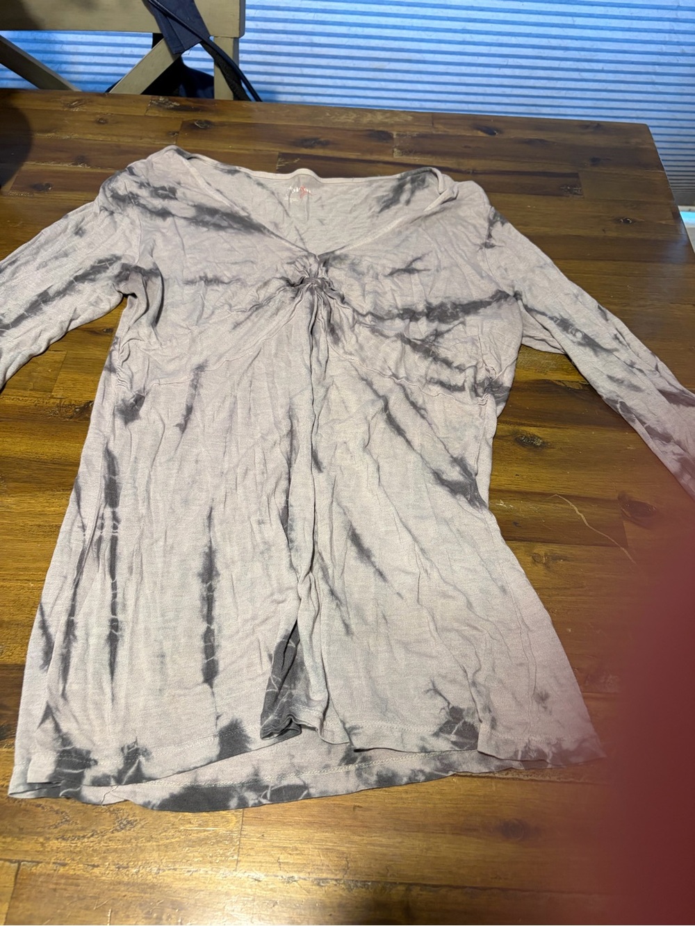 Style & Co. Light Gray and Charcoal Tie-Dye V-Neck Long Sleeve Tunic